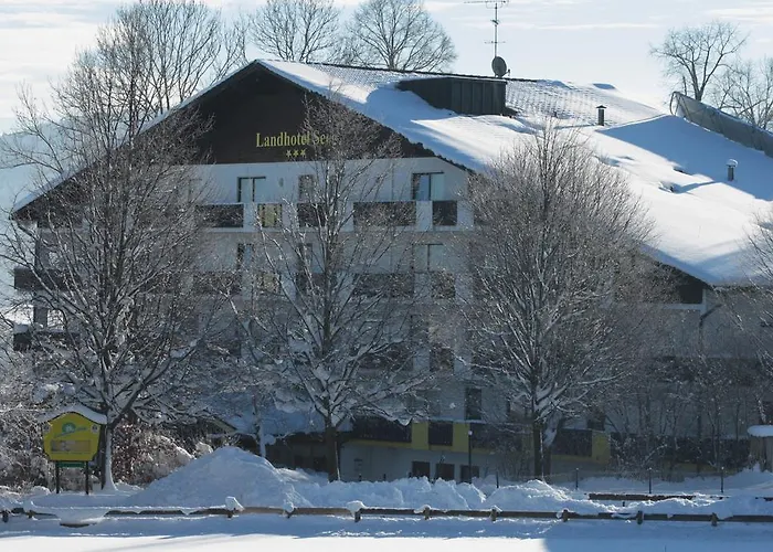 Landhotel Seeg Hotell